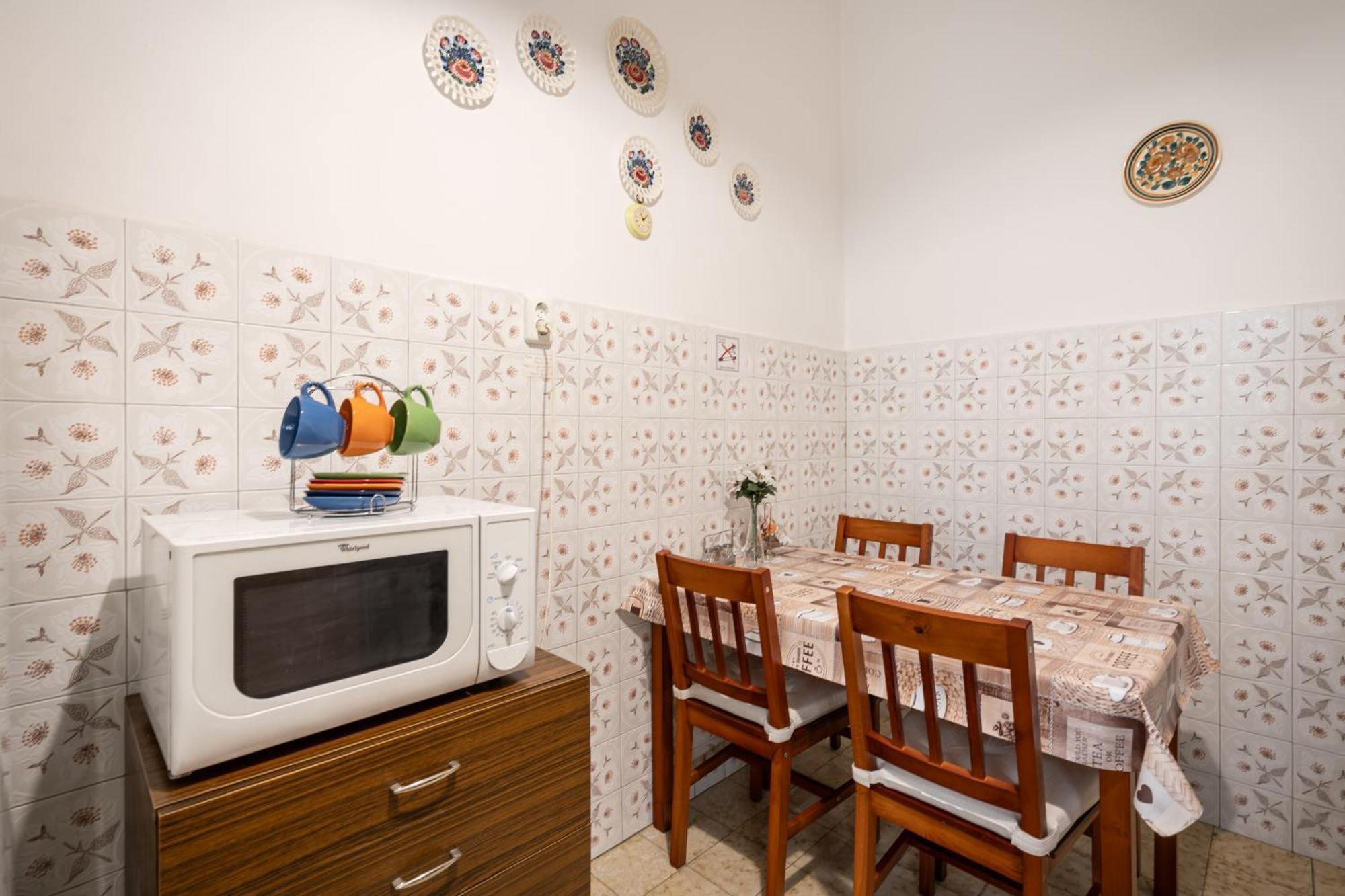 Bpr W21 Retro Home With Balcony Budapest Luaran gambar