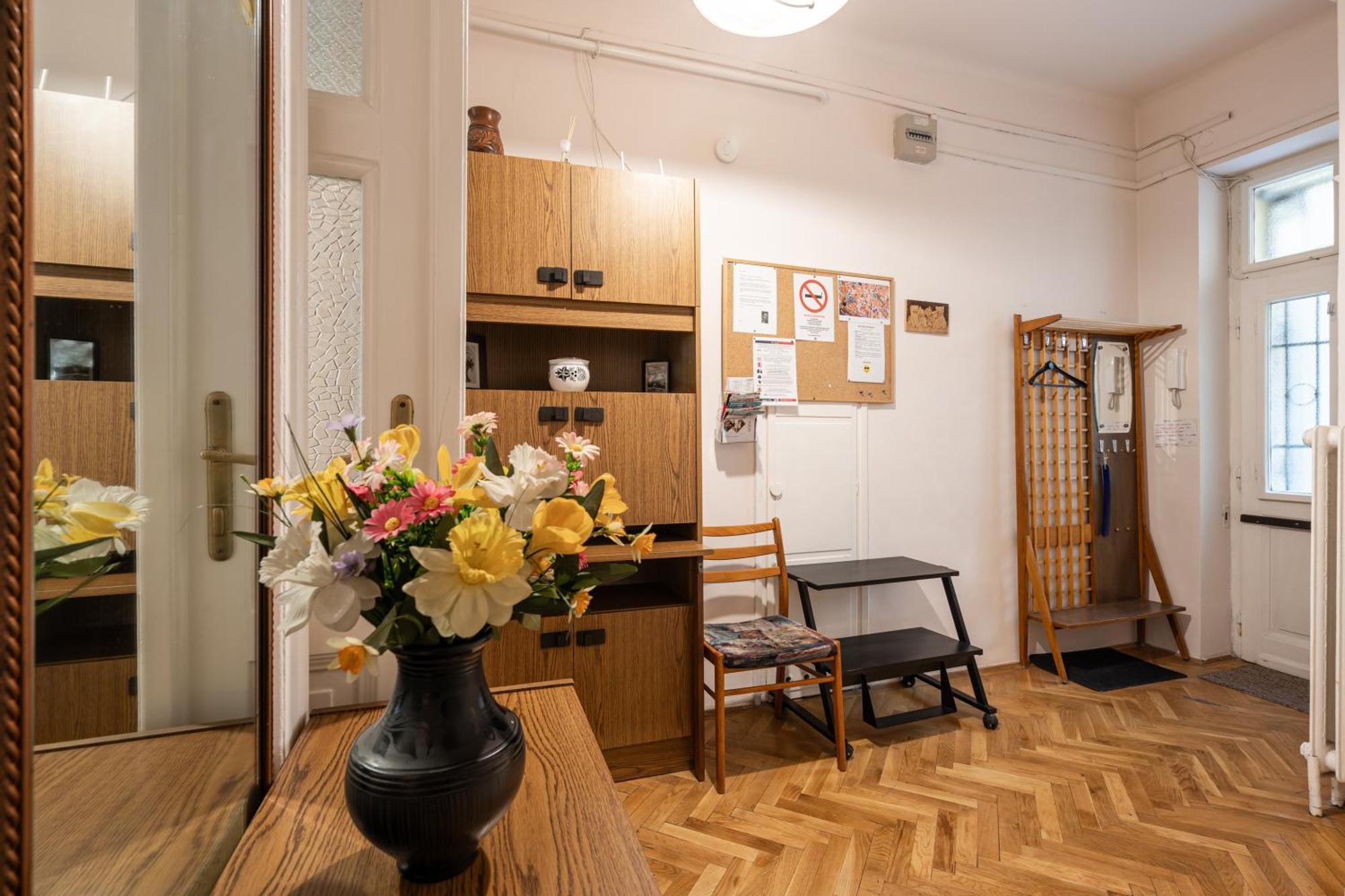 Bpr W21 Retro Home With Balcony Budapest Luaran gambar