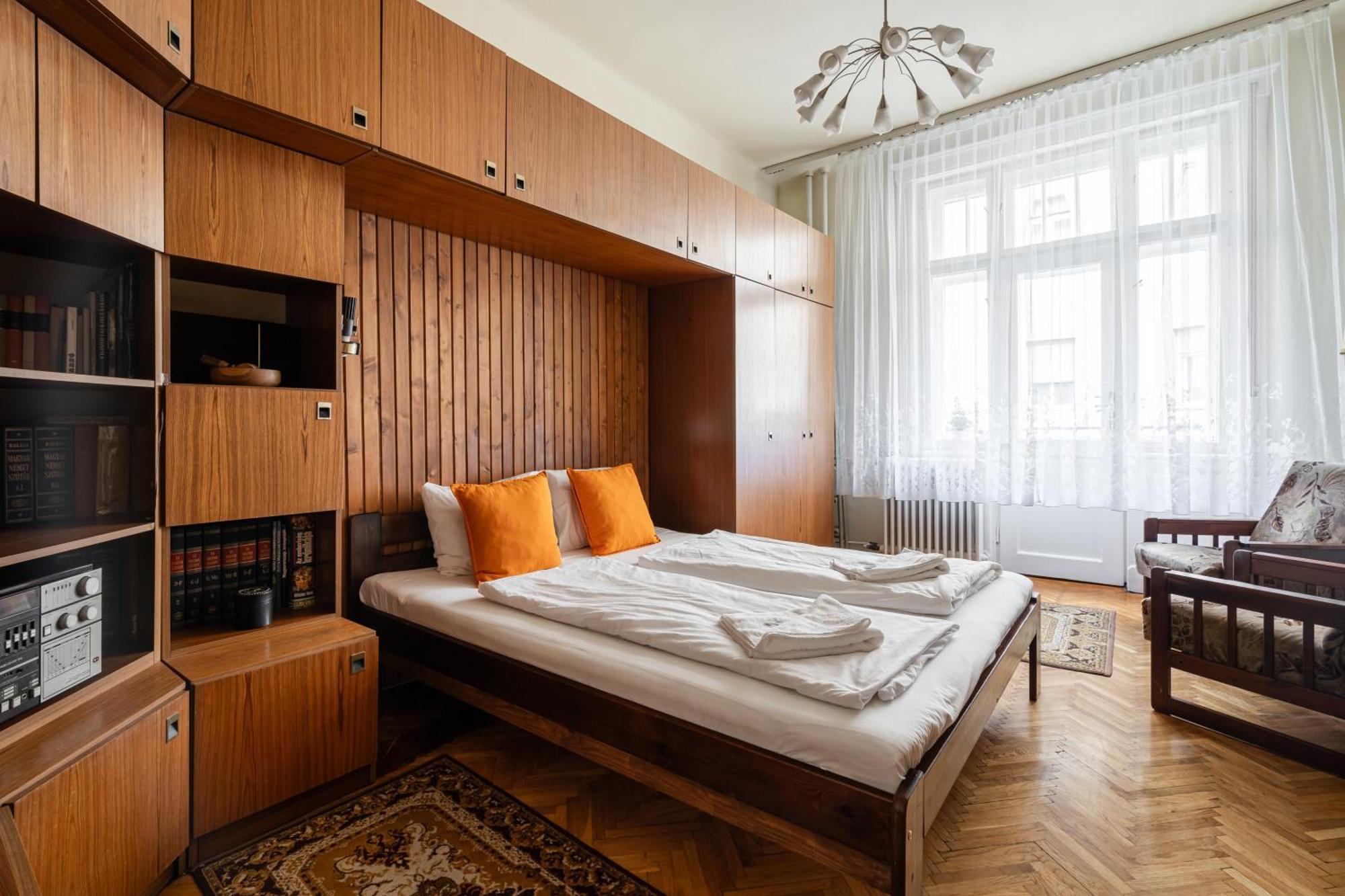 Bpr W21 Retro Home With Balcony Budapest Luaran gambar